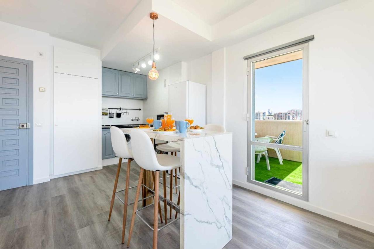 Benalbeach Apartamento Con Vistas Maravillosas Малага Экстерьер фото
