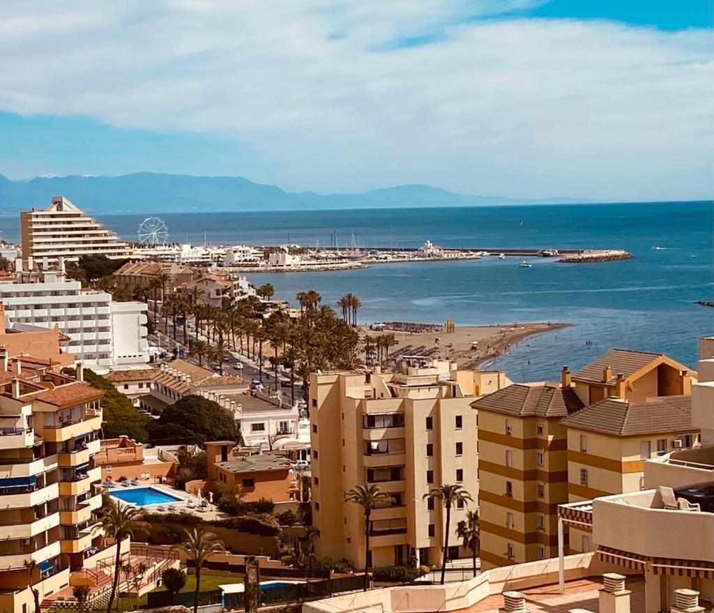 Benalbeach Apartamento Con Vistas Maravillosas Малага Экстерьер фото