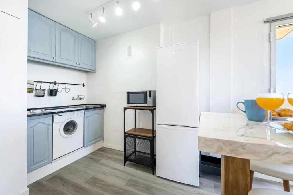 Benalbeach Apartamento Con Vistas Maravillosas Малага Экстерьер фото
