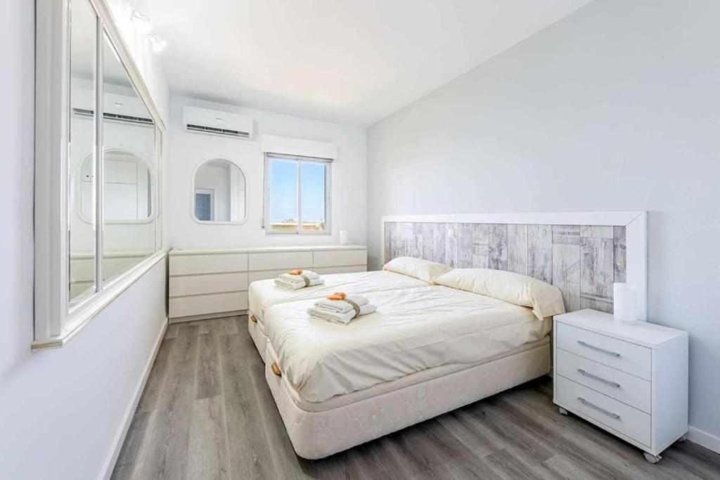 Benalbeach Apartamento Con Vistas Maravillosas Малага Экстерьер фото